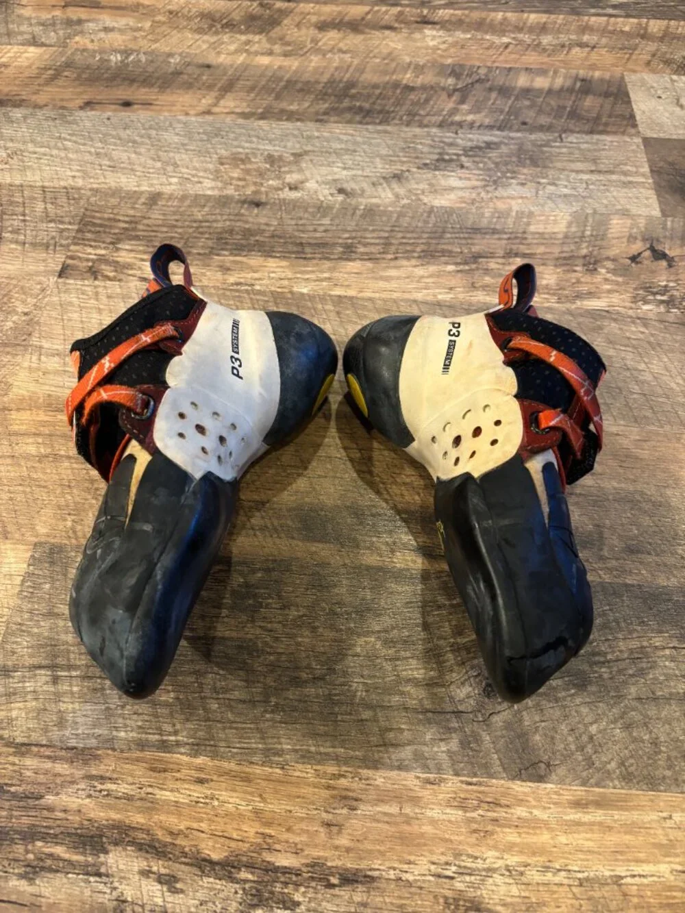 La Sportiva Solutions Climbing Shoes, EUR Size 37